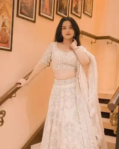 Escort Idgah Hills